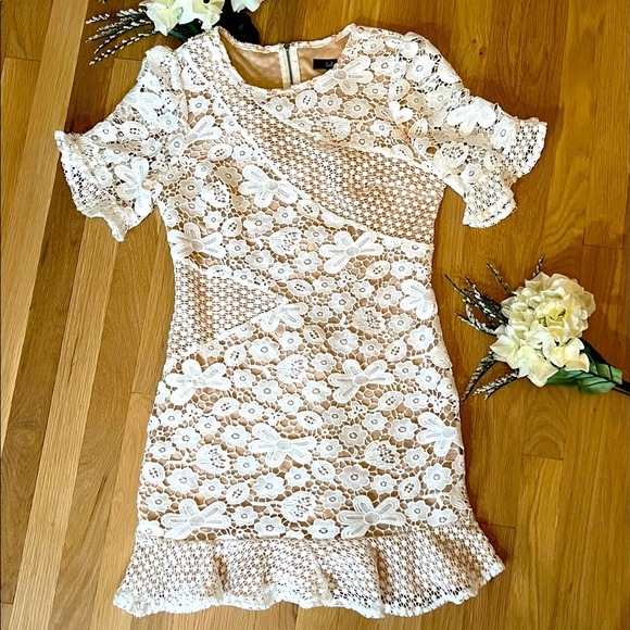 Lulus Dresses & Skirts - Little White Lace Dress